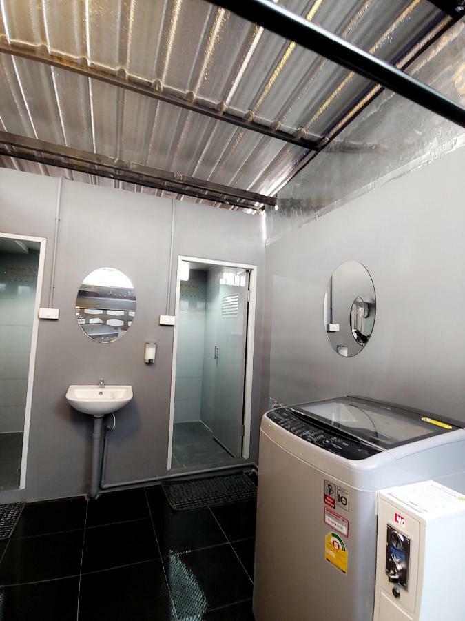 Met A Space Pod @ Asoke Bangkok Ngoại thất bức ảnh